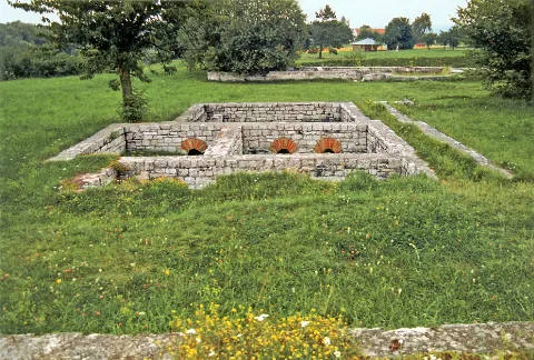 Castra Abusina Heizbares Haus