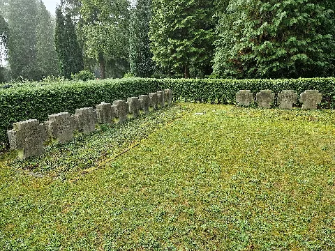 Cemetery Schleusingen 07