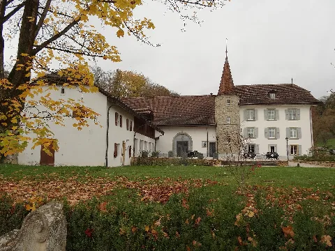 Château De Salavaux, Façade Principale