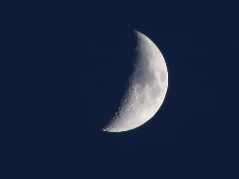 Cheesy42 Man In The Moon (By)