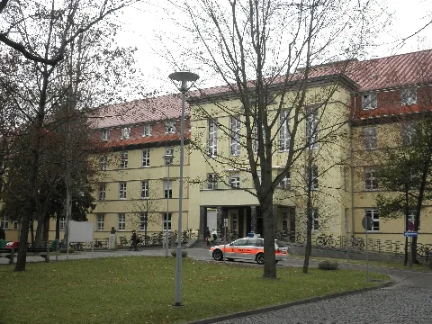 Chirurgische Klinik (Von 1928) Der Mae