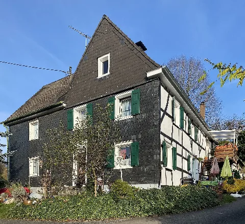 Claasbruch 38, Leverkusen