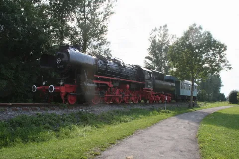 Class 52 Locomotive At Zollhaus Blumberg Geo.hlipp.de 5161