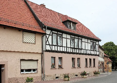 Clingen, Fachwerkhaus Markt 6