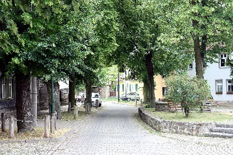 Clingen, The Square "Plan"