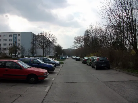 Clp 20100406 Neu Hohenschönhausen Neubrandenburger Straße 1