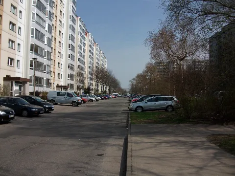 Clp 20100406 Neu Hohenschönhausen Ribnitzer Straße 2