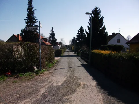 Clp 20100407 Stadtrandsiedlung Malchow Helgiweg