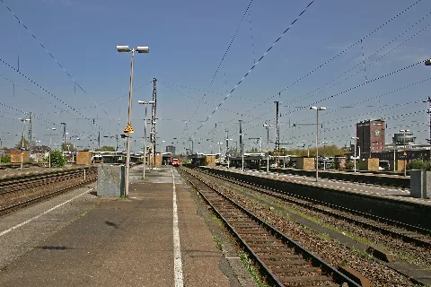 Clp 20140403 1161 Bf Oberhausen Hbf Bstg