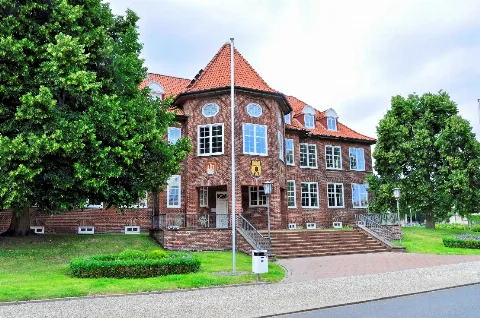 Cuxhaven Rathaus 2015 By Raboe 001