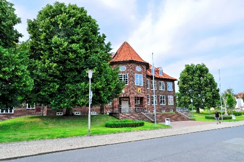 Cuxhaven Rathaus 2015 By Raboe 002