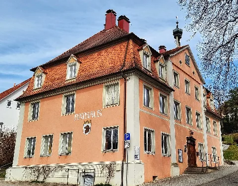 D Bw Kn Stockach Zizenhausen Rathaus (Ehemaliges Schloss) 001