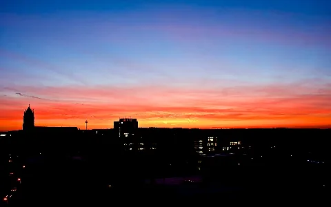 Dämmerung In Duisburg Am Rhein