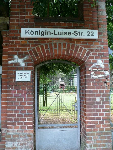 Dahlem Königin Luise Straße 22