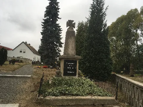 Dahlenberg, Gefallenendenkmal Wk I (1)