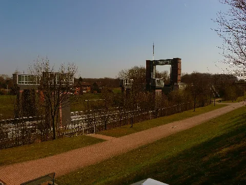 Das Neue Schiffshebewerk Henrichenburg Panoramio