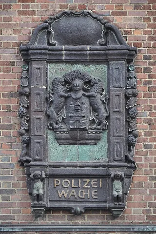 Davidwache (Hamburg St. Pauli).Relief Polizeiwache.ajb