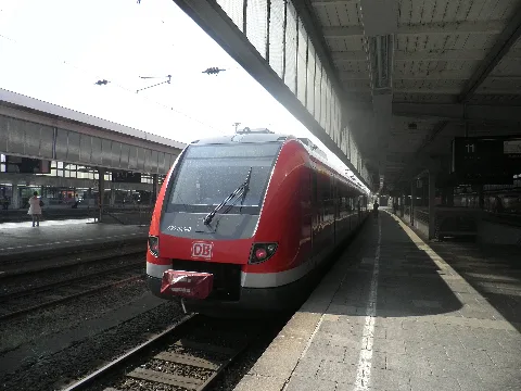Db 422 044 At Oberhauen Hbf