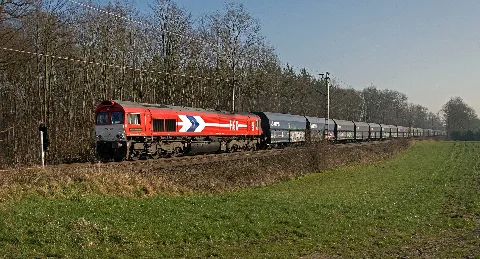 De 668 (Flickr 12246435163)