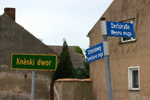 Dešno – Serbski Napis 2