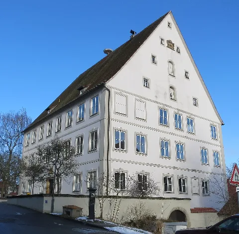 Dekanatsgebäude Ellwangen 02