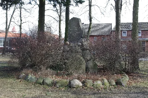 Denkmal Befreiungskriege, Lehrte, An Der Masch