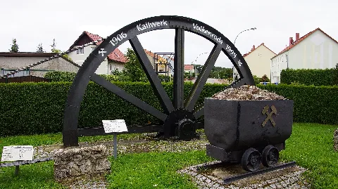 Denkmal Für Das Kaliwerk Volkenroda In Der Pöthener Straße Von Menteroda 02