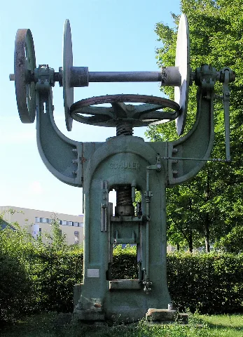 Denkmal Wilhelminenhofstr 76 (Oschw) Presse