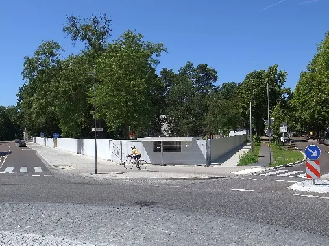Dessau,Trinkhalle,Ludwig Mies Van Der Rohe
