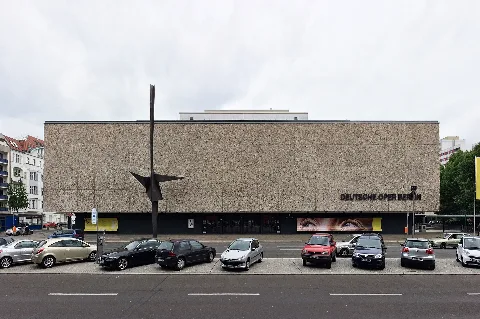 Deutsche Oper Berlin, Bismarckstraße, Berlin-Charlottenburg, Wettbewerb 1955, Ausführung 1957–1961, Fritz Bornemann, Metallplastik von Hans Uhlmann