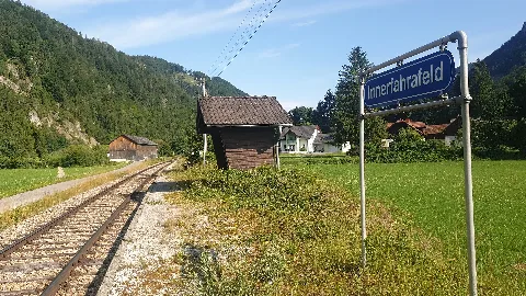 Die Aufgelassene Haltestelle Innerfarafeld Zwischen Freiland Und Hohenberg An Der Traisen Tal Bahn Bei Bahnkilometer 17,1