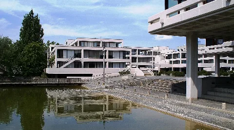 Die Universität Regensburg + Uniteich