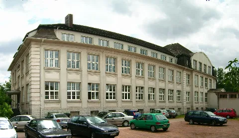 Dillingen Meguin Schulhaus1