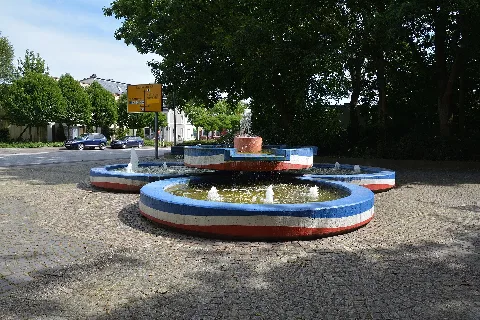 Dithmarschen, Marne, Brunnen Am Stöfenpark Nik 7842