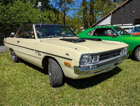 Dodge Dart Swinger Flickr Triple Green