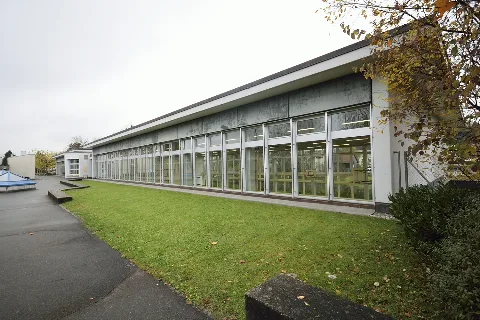 Doppelturnhalle B C