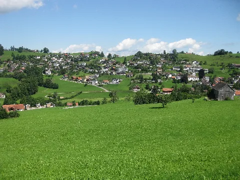 Dorf Oberhelfenschwil