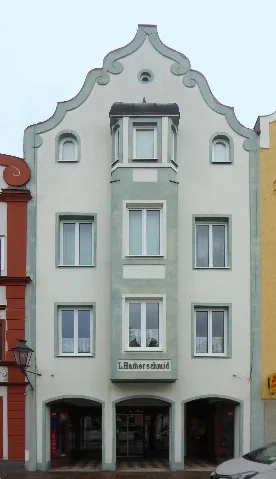 Dorfen, Unterer Marktplatz 36, 1