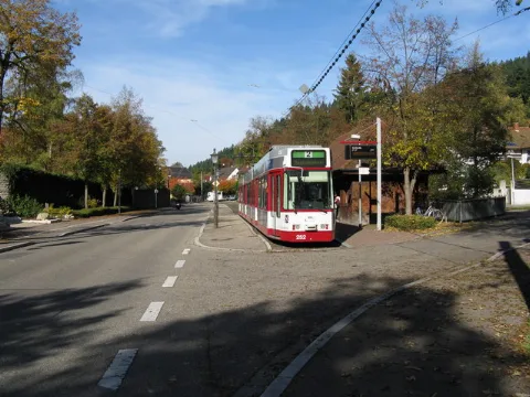 Dorfstrasse Tram Terminus, Guenterstal Geo.hlipp.de 6190