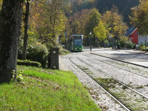 Dorfstrasse Tram Terminus, Guenterstal Geo.hlipp.de 6197