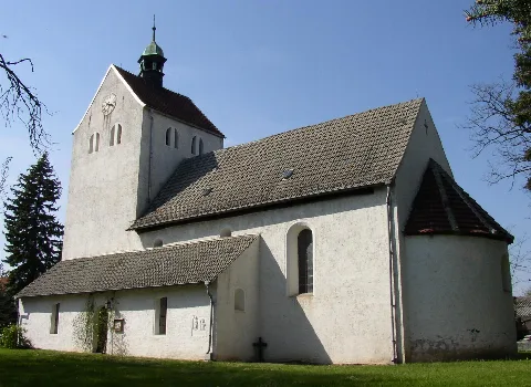 Dreiheide Weidenhain Church