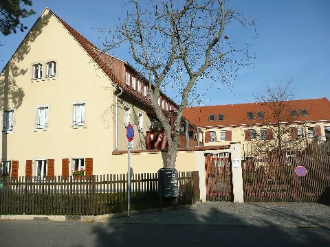 Dreiseitenhof Zschieren Struppener Straße95