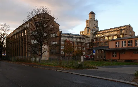 Dresden Pentaconbau Rueck