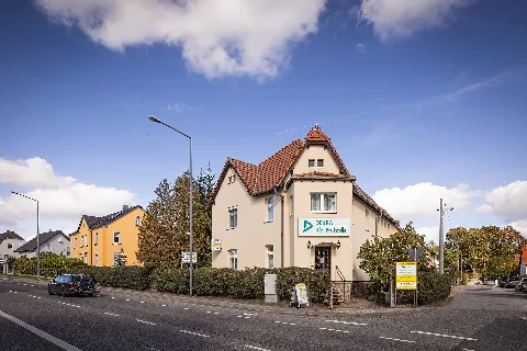 Dresden, Radeburger Straße 110, 17.6.2.40 070725