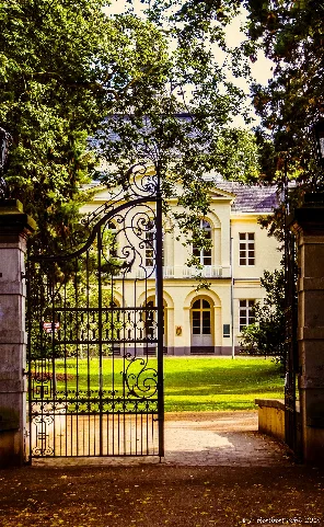 Düsseldorf, Eller, Schloss Eller (12745142403)
