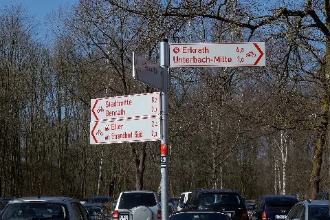 Düsseldorf Kleiner Torfbruch Unterbacher See 01 Ies