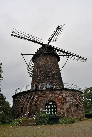 Duisburg, Bergheim, Mühle, 2011 09 Cn 01