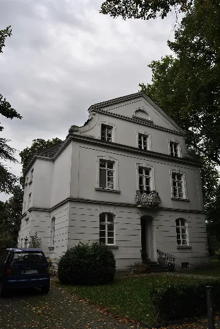 Duisburg, Friemersheimer Straße, 2011 09 Cn 01
