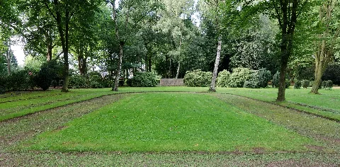 Duisburg, Homberg, Alter Friedhof, 2015 09 Cn 03