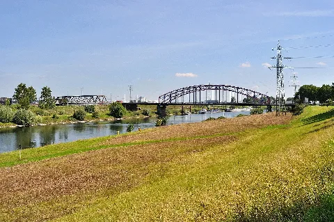 Duisburg, Karl Lehr Brücke, 2011 08 Cn 01